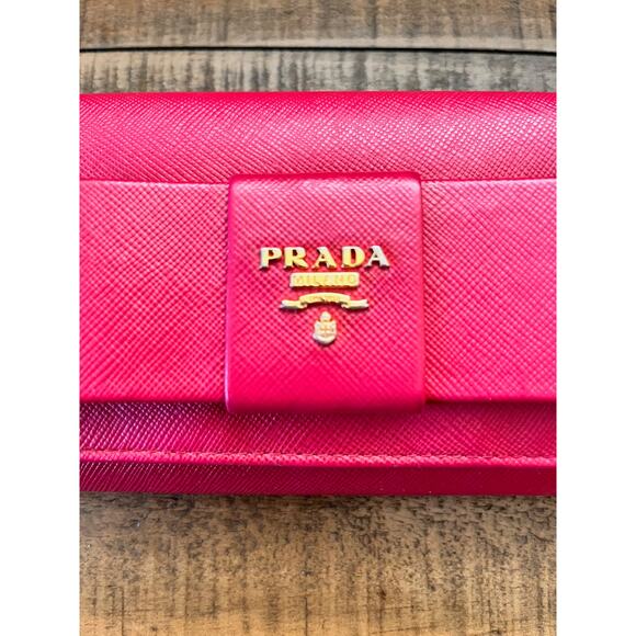 PRADA Pink Saffiano Leather Continental Bow Wallet With Authenticity Card - Picture 2 of 15